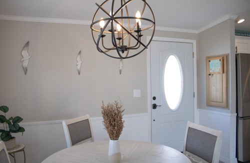 Fort Myers Beach House | Coastal Escape - 2 Bed, 2 Bath Close to the Beach