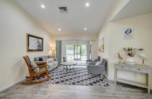 Saint James City House | Coastal Family Home w/Game Room in St James City!