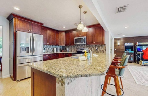 Villas House | Coastal home with private pool, arcade games, and firepit