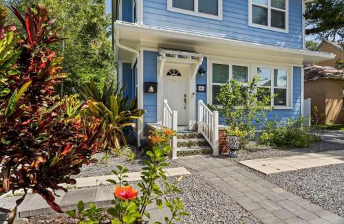 Downtown Historic District House | Cobalt Cottage History at your doorstep