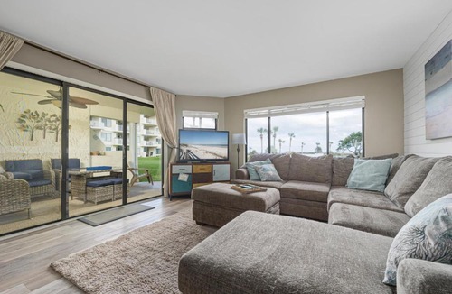Butler Beach Apartment | Colony Reef 3102