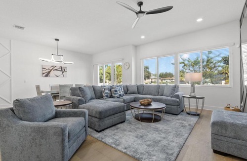 Tampa House | Columbus Cabanas - Modern, Spacious Townhouse In Heart of Tampa, Near Raymond James Stadium