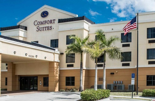 Vero Beach Hotel | Comfort Suites Vero Beach I-95