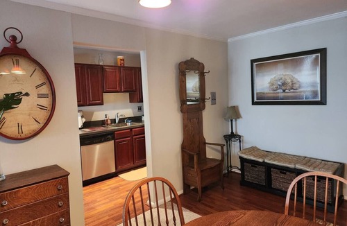 Elkins Park Apartment | Comfortable 2BR + Office Setup Long-Term Friendly Monthly Discount