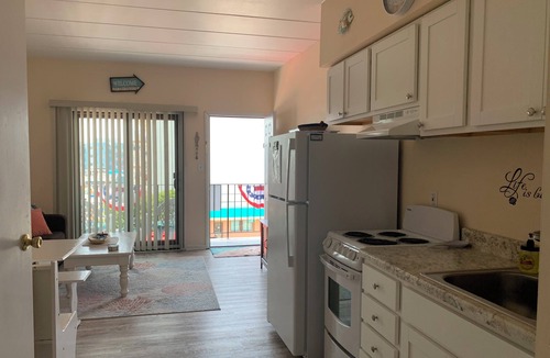 Wildwood Condo | Comfy condo 1 block to beach and boards. Perfect for your family beach vacation!