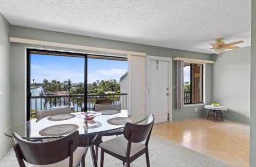 Shell Harbor House | Comfy Waterfront Condo at Tennisplace Sanibel