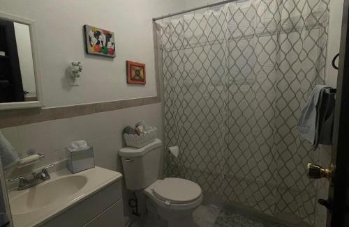 Queens Apartment | Comodo y economico Apartamento