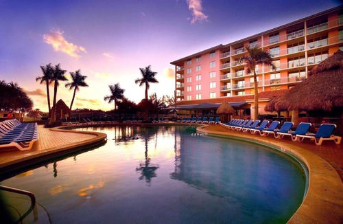 Palm Beach Shores Condo | Condo On The Beach! Singer Island | Beachfront Location