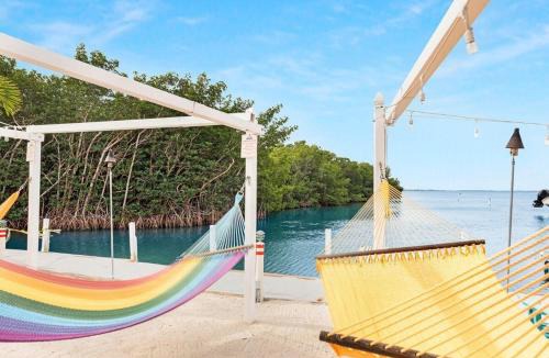 Key Largo House | Coral Dolphin Cottage Waterfront