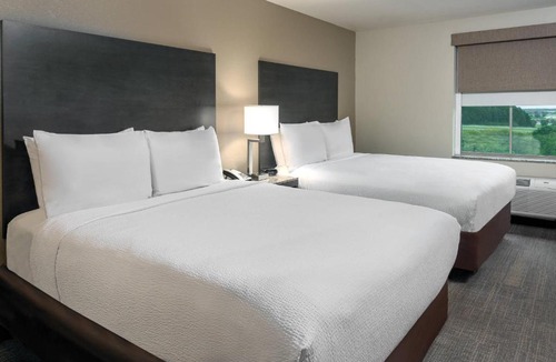 Fruitville Hotel | Coral Pointe Sarasota, an Ascend Collection Hotel