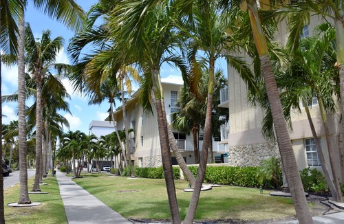 Key Biscayne Hotel | Coral Reef at Key Biscayne