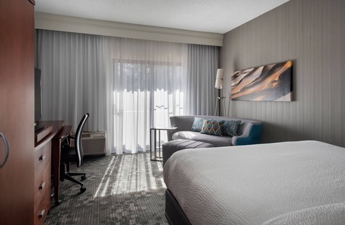 Mahwah Hotel | Courtyard by Marriott Mahwah