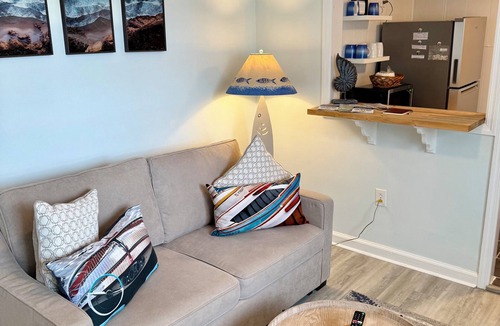Brigantine Condo | Cozy 1-bedroom condo with WiFi, AC, Beach tags in beautiful Brigantine Beach