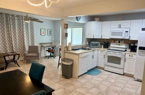 Cypress Gardens Apartment | Cozy 1BR Just 2 Miles from LEGOLAND