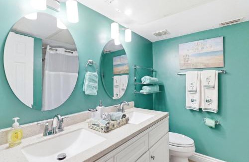 Ocean Side Village Apartment | Cozy 1BR Retreat Near Melbourne Beach Sleeps 4