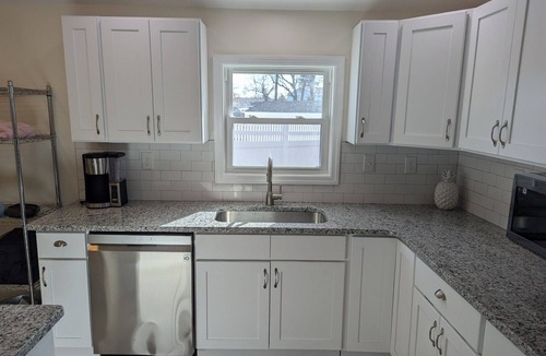 North Cape May House | Cozy 2-bedroom 1 bath cottage in charming North Cape May. Short walk to the bay.