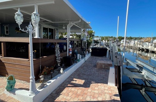 Key Largo Village House | Cozy 2 Bedroom 2 Bath Canal Front Home Key Largo