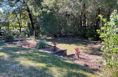 Dunnellon House | Cozy 2-bedroom house minutes from the Rainbow River, Dunnellon, Florida.
