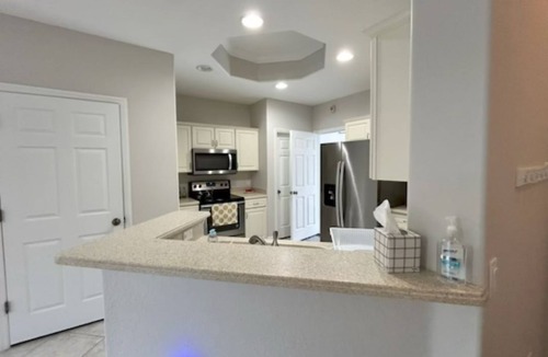 Biggar Condo | Cozy 3-bedroom condo in perfect Fort Myers with AC