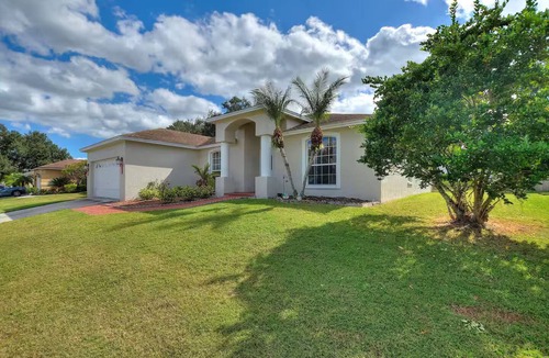 Lakeland House | Cozy 3BR/2BA Getaway/Legoland/Winterhaven/Lakeland