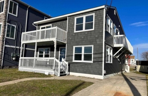 Brigantine Condo | Cozy and quiet beach 1st floor condo just steps from the beach!