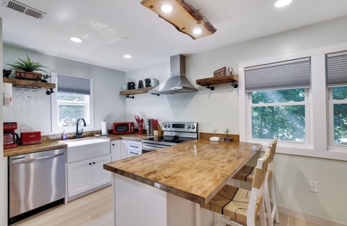 Tannersville Apartment | Cozy apartment with Washer Dryer in Tannersville Minutes from Camelback Mountain