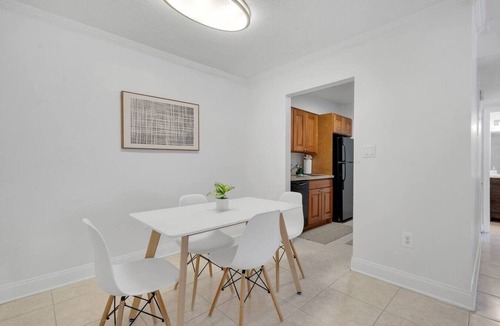 SoHo Apartment | Cozy Bayshore Stay | Free Parking + Pool & Gym