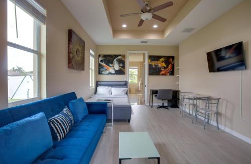 Cape Coral Apartment | Cozy Couple’s Retreat w/Porch in Cape Coral!