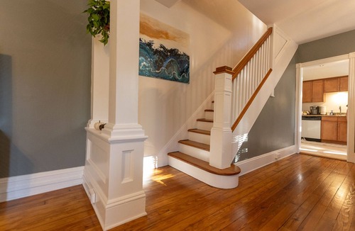 Butztown House | 🏡Cozy Escape, Firepit 🔥Games & Trail 2BR Family Stay – 15% Off Midweek!
