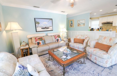Vilano Beach House | Cozy Home in Vilano Beach.