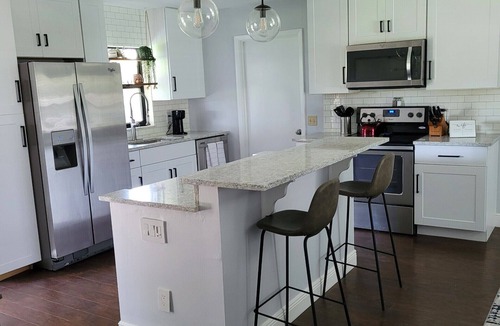 Port Saint Lucie House | Cozy home with great big backyard shade tree