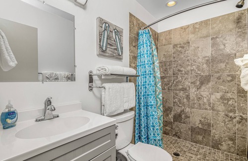 Fort Myers Beach Resort | Cozy King Studio with Stunning Waterfront Views in Fort Myers Beach