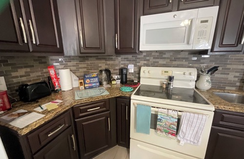 Pasadena On The Gulf Cottage | Cozy large 1-bedroom cottage in peaceful St. Pete w AC, Pool, close to beaches