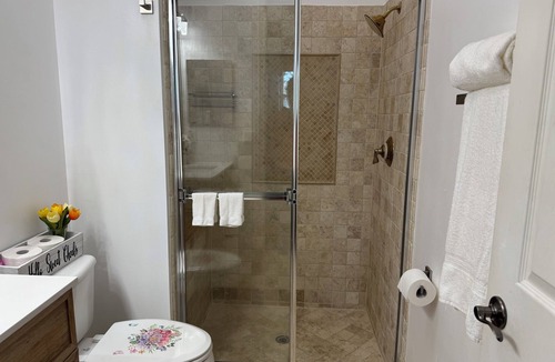 Greenacres House | Cozy & Modern 1-bedroom/1-bathroom with Private Entrance in West Palm Beach