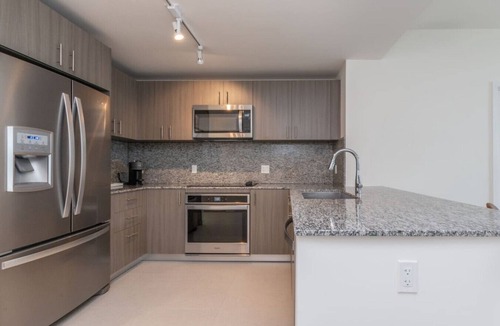 Doral Apartment | Cozy & Modern 1BR Perfect for Business or Leisure