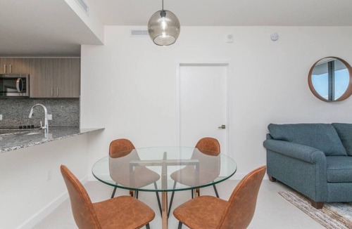 Doral Apartment | Cozy & Modern 1BR Perfect for Business or Leisure