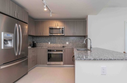 Doral Apartment | Cozy & Modern 2BR Perfect for Business or Leisure