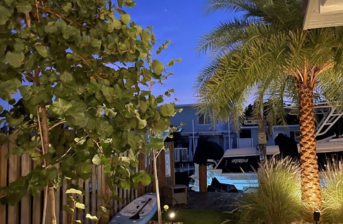 Indian Waterways House | Cozy Modern Beach House with Island Charm
