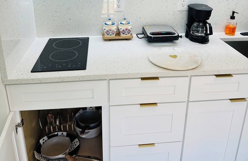 Seminole Apartment | Cozy Private Studio with Hot Tub and Workspace Near Gulf Beaches