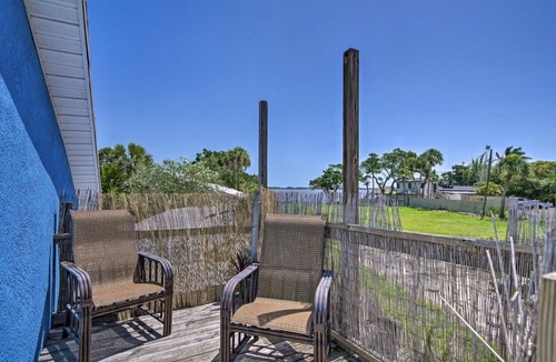 Palm Shores Villa | Cozy private villa river views & dock