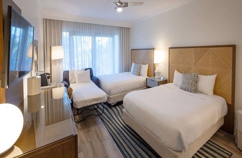 Marathon Hotel | Cozy Queen Rm in Duck Key | Sauna & Snorkeling