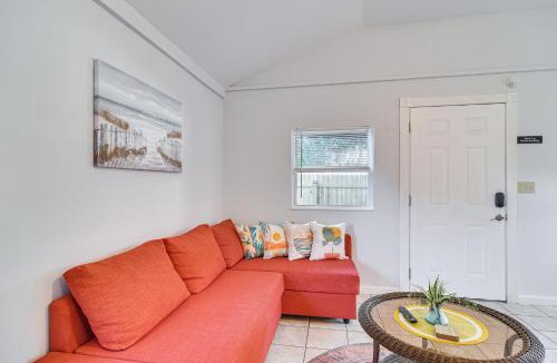 South Pinellas Community Council House | Cozy St Pete Home ~ 2 Mi to Madeira Beach!