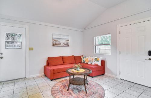 South Pinellas Community Council House | Cozy St Pete Home ~ 2 Mi to Madeira Beach!