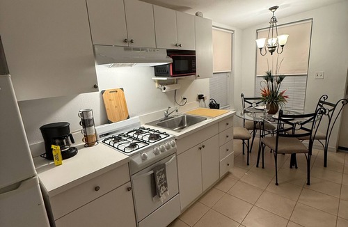 Gulfport Apartment | Cozy studio in tranquil Gulfport with refreshing AC