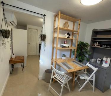 Timberlane Woodlake Apartment | Cozy Studio Next To TPA Airport