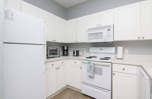 Tampa Condo | Crescent Palms - Near Brandon, Tampa, Riverview