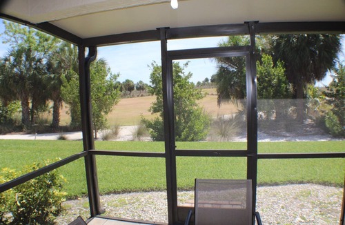 Hammock Bay Condo | Crisp 2 bedroom 2 bath Condo