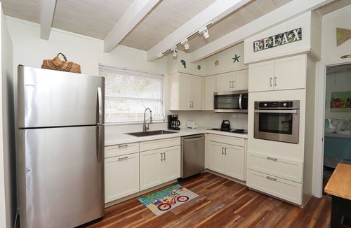 Captiva House | Cute Florida Cottage in The Captiva Village - Captiva Hampton