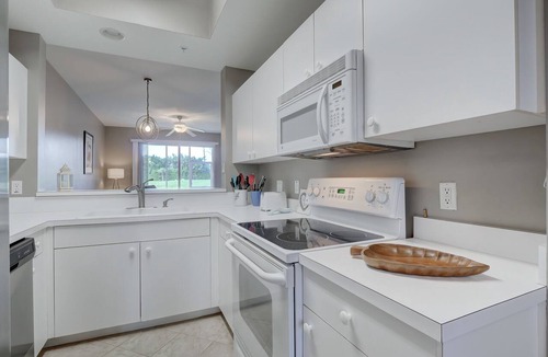 Naples Condo | Cypress Woods for Seasonal or Summer Stays