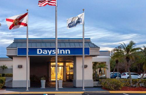 Melbourne Hotel | Days Inn by Wyndham Melbourne